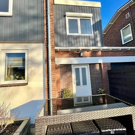 Apartment Tiny House In Center I Close To Schiphol & Amsterdam Aalsmeer